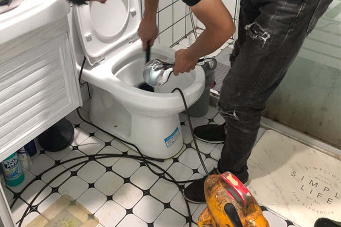 德清马桶经常堵塞竟是因为它们,别因方便惹来大麻烦